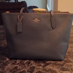 Coach leather tote purse
